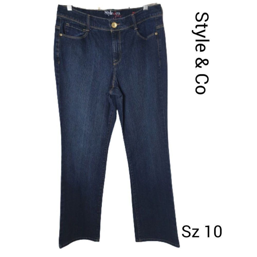 Women's Jeans 10 High Rise Stretch Straight Leg Denim Jeans Sz 10 NWOT